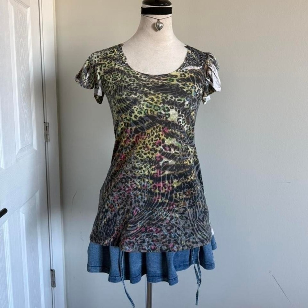 Y2K Vanity rainbow faded leopard print top ruffle sleeves and tie detail Size M
